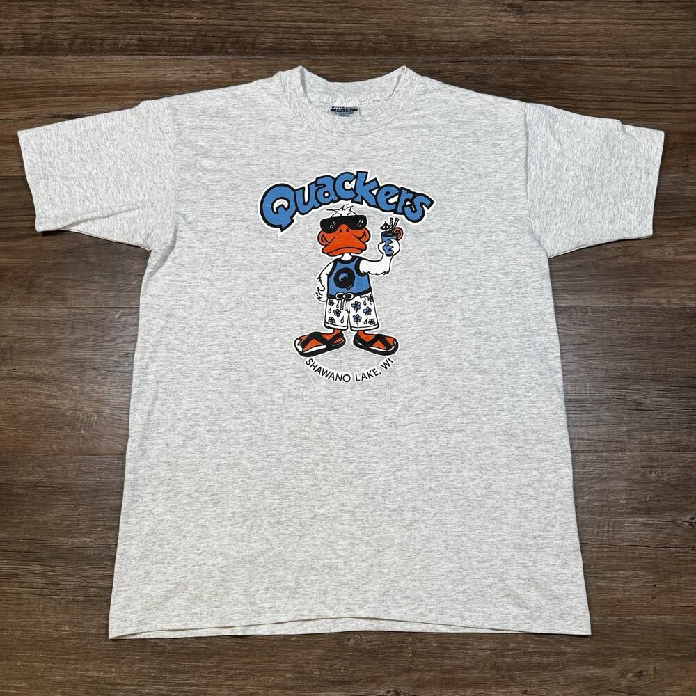Vintage 90s Quackers Shawano Lake WI Graphic T Shirt Hanes USA Made Large